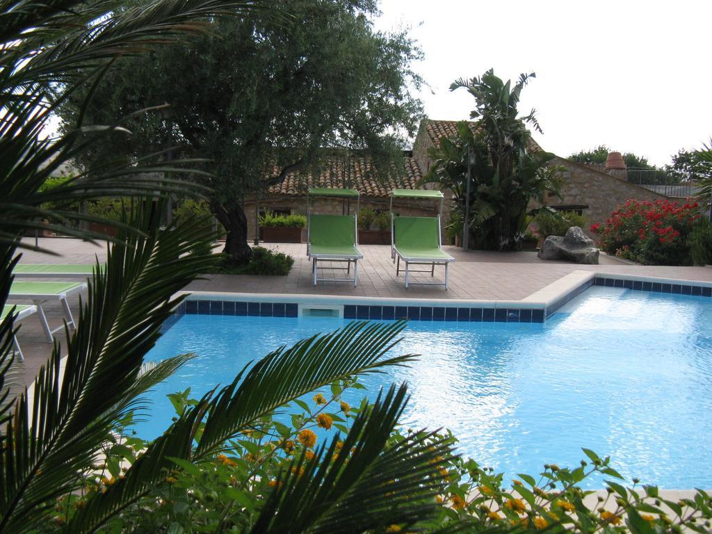 Crapa Licca Villa Ventimiglia di Sicilia ภายนอก รูปภาพ