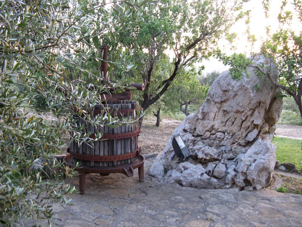 Crapa Licca Villa Ventimiglia di Sicilia ภายนอก รูปภาพ